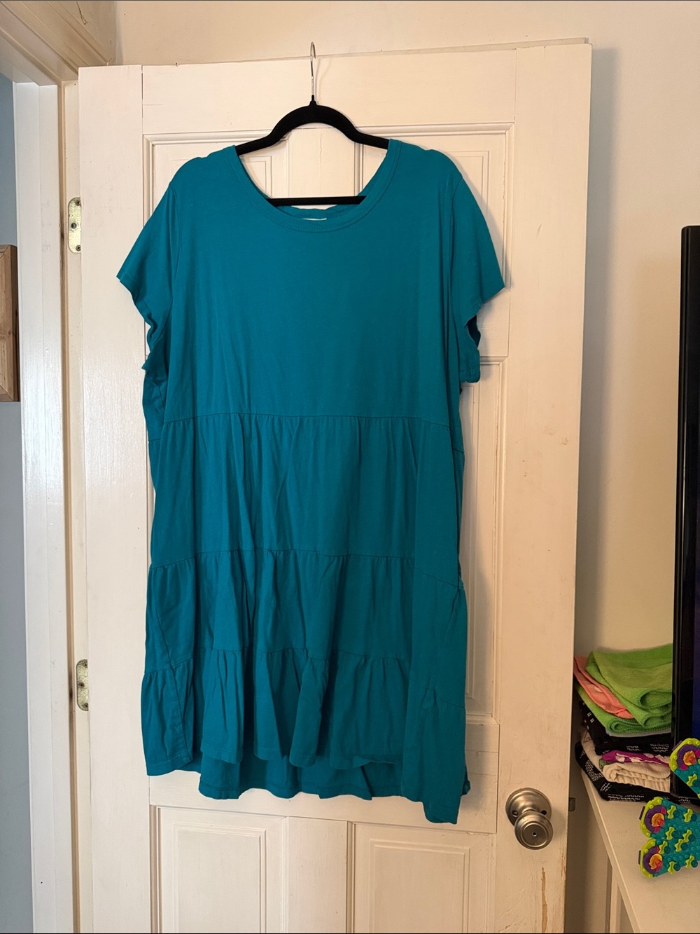 Time and Tru Teal Tiered Short Sleeve Dress